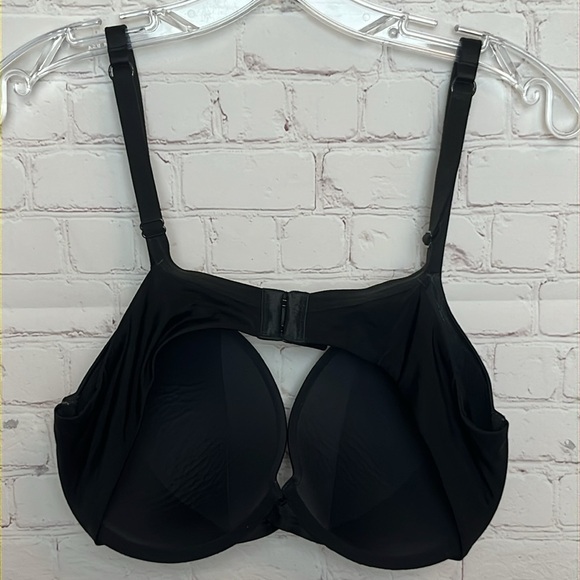 Victoria's Secret Full Coverage Underwire Bra - Picture 5 of 9